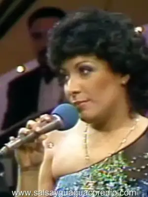 DE MUJER A MUJER Muy buena canción esta, DE MUJER A MUJER, de la pluma de JOSÉ DE JESÚS MUÑOZ, en la voz espectacular y única, del orgullo de AGUADILLA, PUERTO RICO, tierra que la vio nacer, el 15 de diciembre de 1950, y nos referimos a SOFÍA HERNÁNDEZ FONT, conocida en todo el planeta, como, SOPHY, una de las grandes y más versátiles cantantes de la música tropical, debido a que canta todo tipo de ritmos, géneros, tendencias y manifestaciones musicales que se le pongan a cantar, baladas, boleros, salsa, merengues, bachatas, nueva trova, cumbias, rancheras, tangos modernos, joropos, onda nueva, entre otros. #salsa #salsaromantica #salsaparadedicar